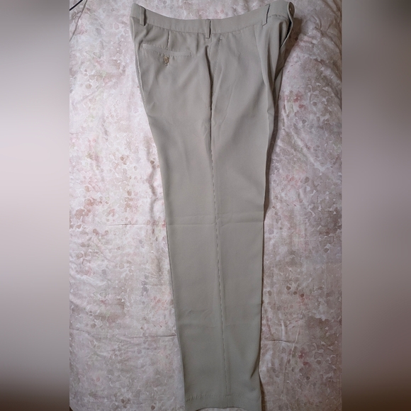 Burberry London pleated Men's Pants  in Light Beige EU 50 X 33” - Picture 3 of 12